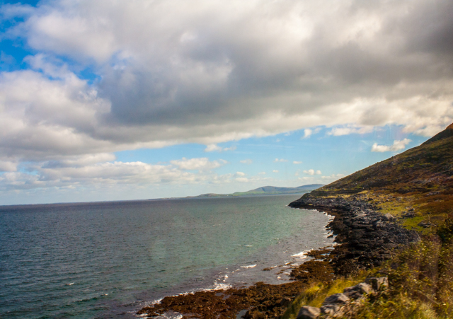 Cliffs_of_Moher_Paddywagon_Tour_Ireland_Iphone-21